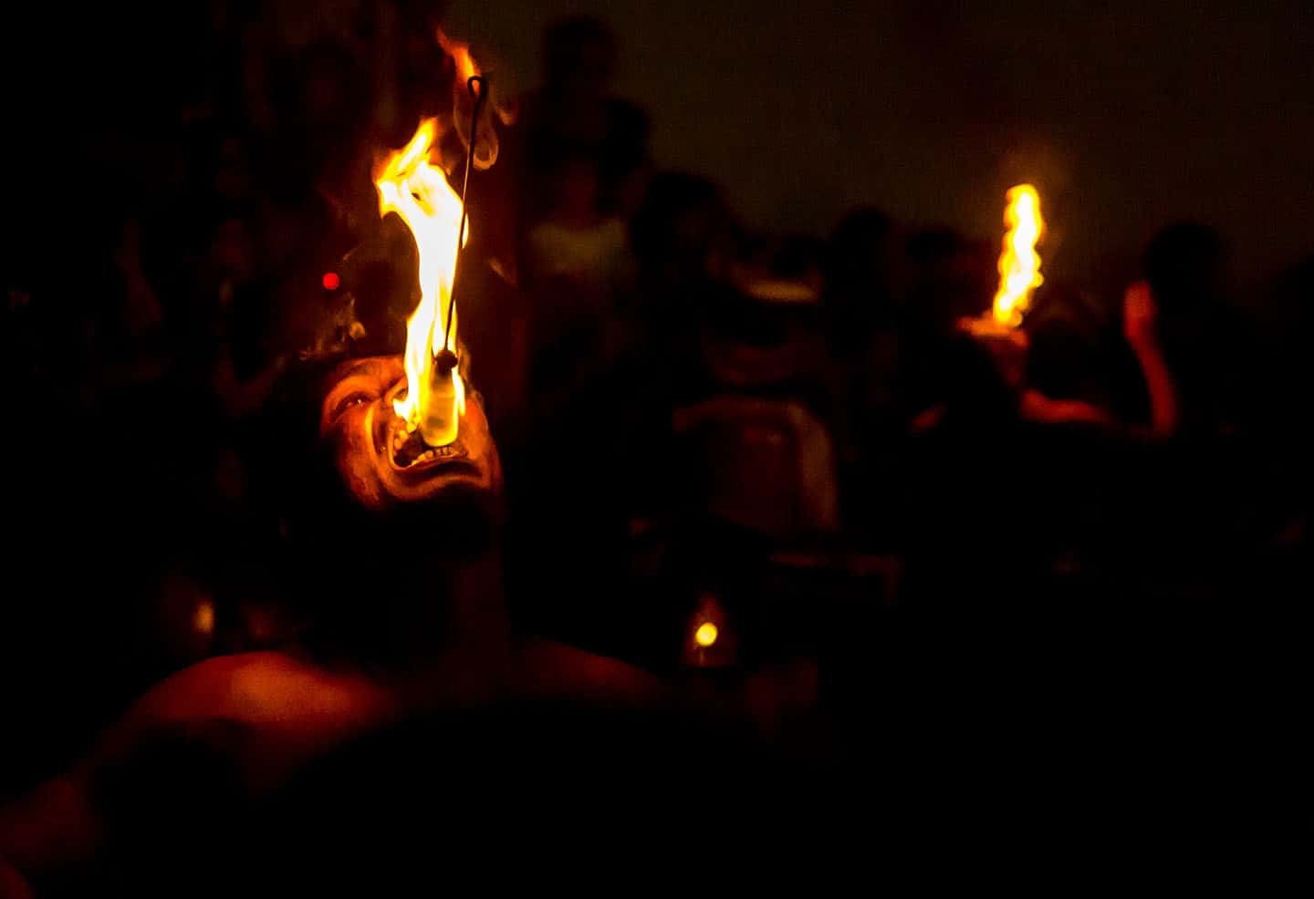 Pokaz ognia w Kandy