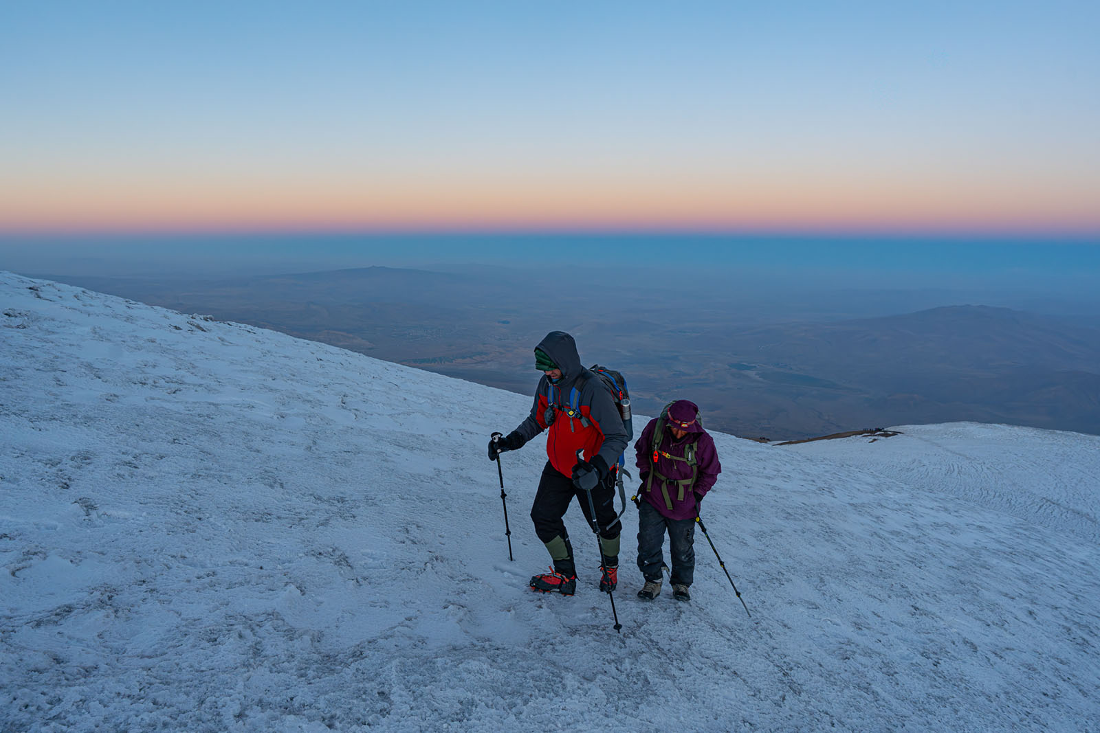 Ostatnie metry przed szczytem Araratu